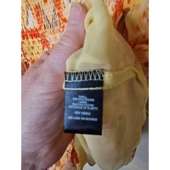 Torrid Top 00 M/L Ikat Babydoll Smocked Boho Ruffle Western Patchwork Earthy - Picture 9 of 16